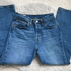 [LIKE NEW] Levi’s 501 Cropped Mid Wash Blue Jeans
